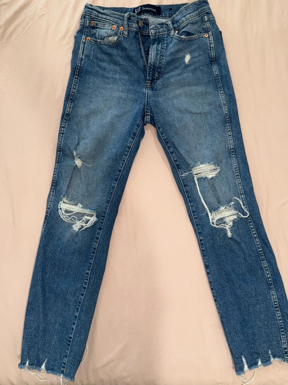 GAP Distressed Women's Skinny Jeans